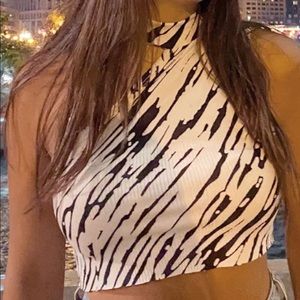 ONE SHOULDER ZEBRA TOP